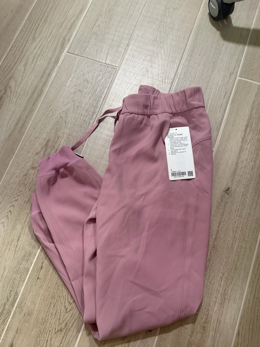 lululemon on the fly jogger